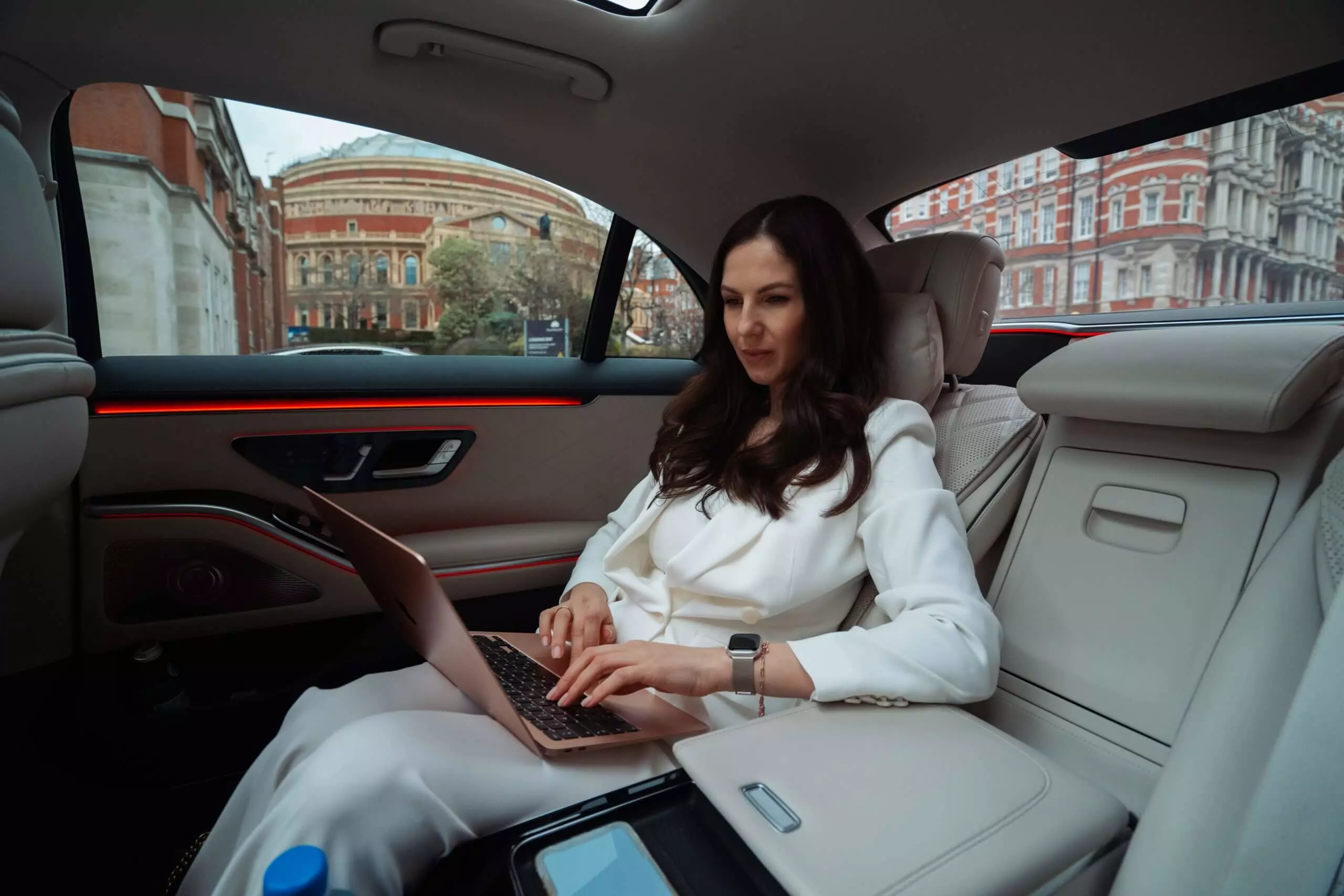 Get the perfect ride for your London airport journey
