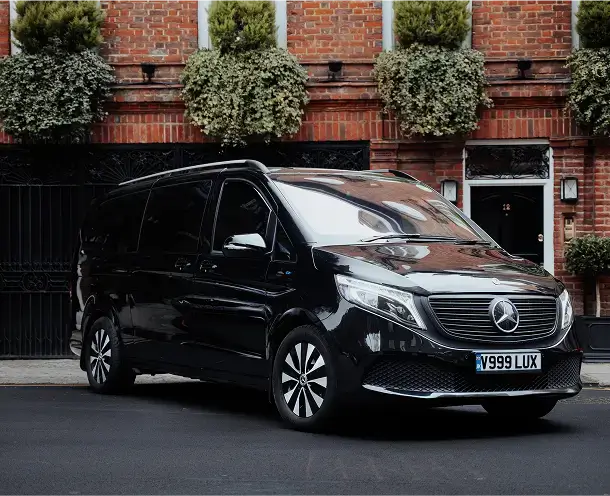 Luton chauffeur airport transfer in London: your best experience