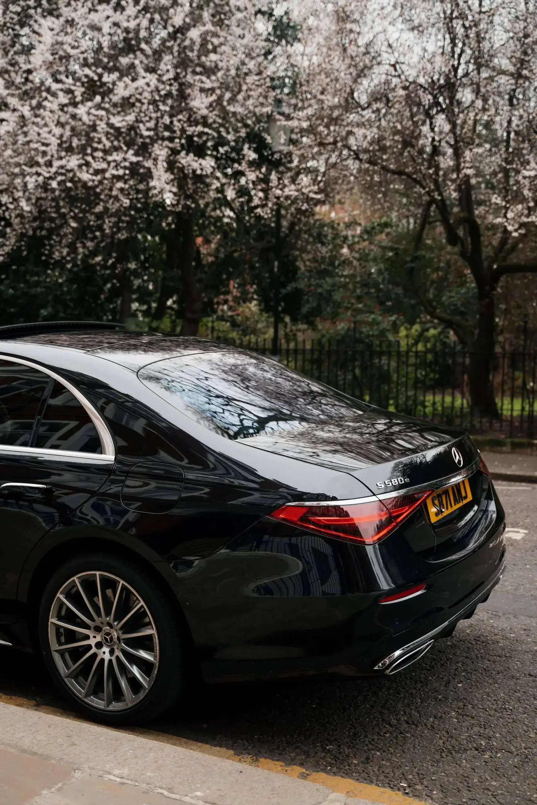 Executive Stansted airport transfers in London: impeccable meet and greet service