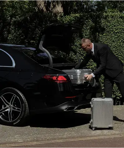 Водитель Mercedes E-Class в Лондоне: Комфорт высшего класса, разумный выбор